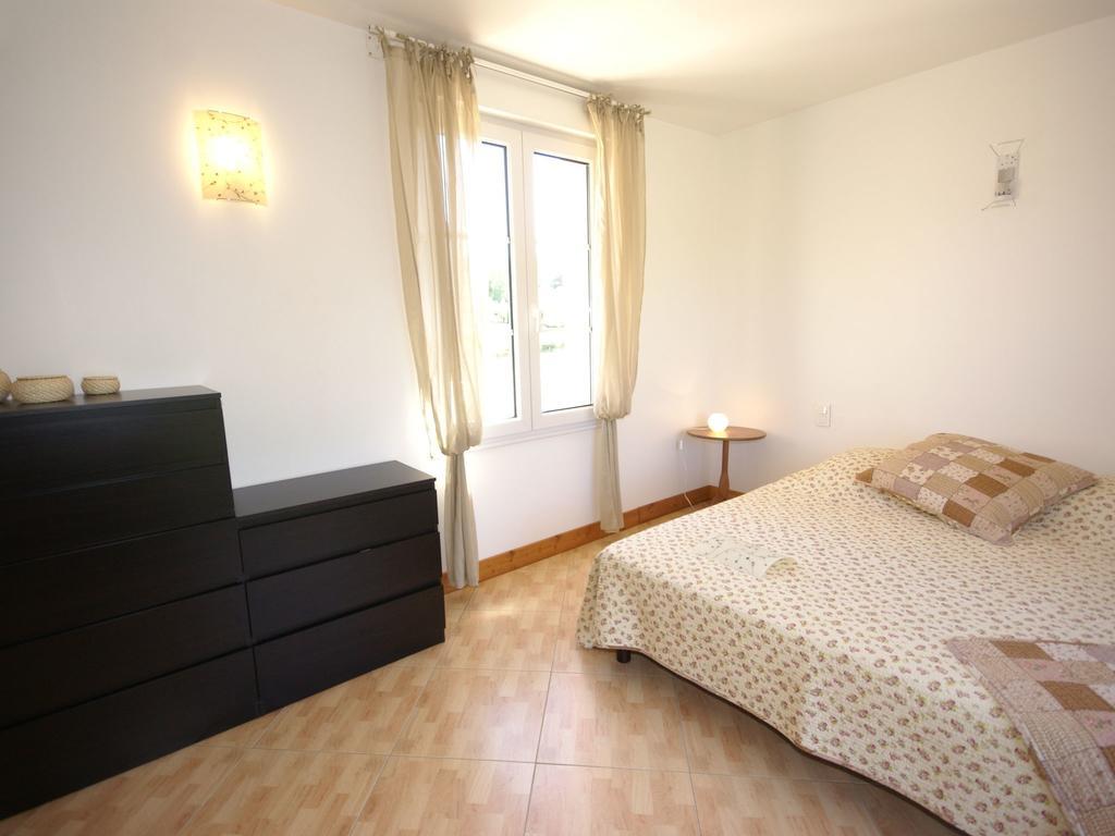 Modern Holiday Home With Private Pool Loubressac Oda fotoğraf