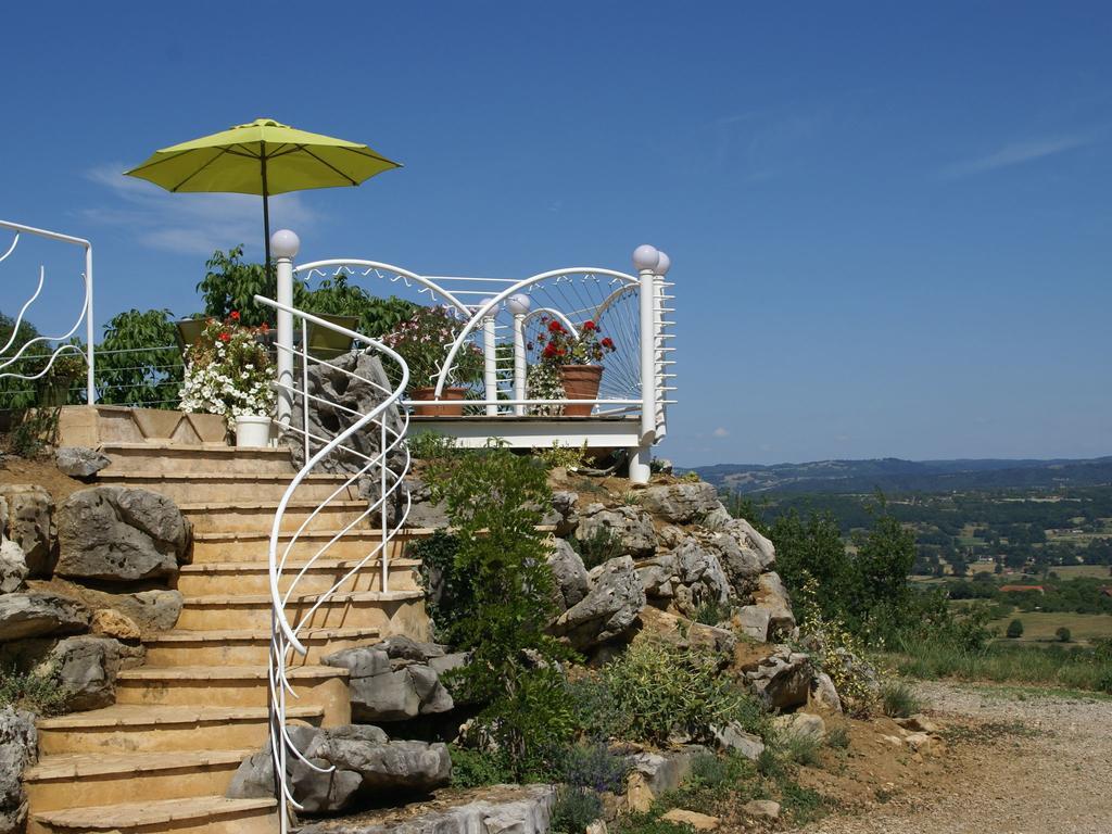 Modern Holiday Home With Private Pool Loubressac Oda fotoğraf
