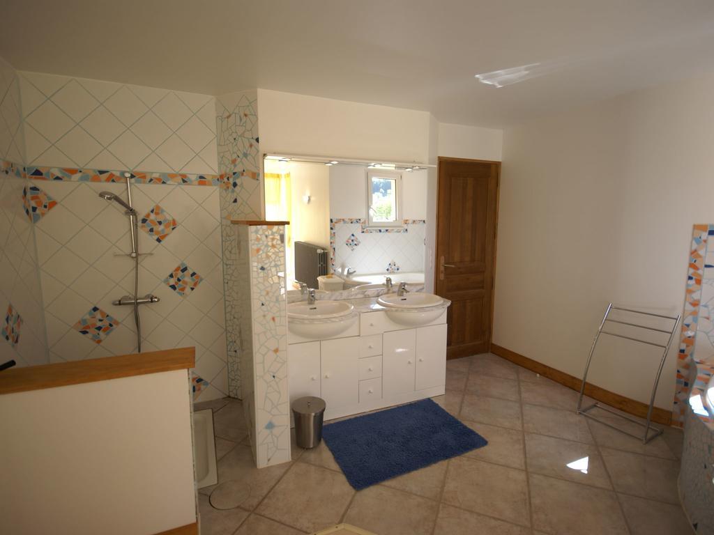 Modern Holiday Home With Private Pool Loubressac Oda fotoğraf