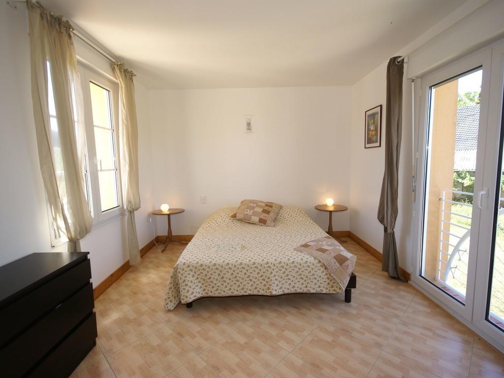 Modern Holiday Home With Private Pool Loubressac Oda fotoğraf